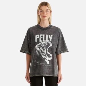 Ena Pelly Charcoal Graphic Tee